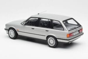 BMW 325i E30 Touring Silber Norev 1:18 183216 Metall – Bild 5 von 6