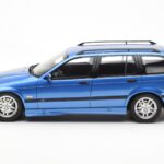 BMW 328i E36 Touring M Package Blau Otto 1:18 - image 3 of 6