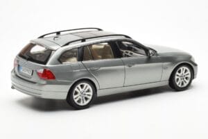 BMW 330i E91 Touring Grau Metallic Kyosho 1:18 80430394359 Metall – Bild 3 von 8