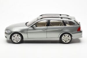 BMW 330i E91 Touring Grau Metallic Kyosho 1:18 80430394359 Metall – Bild 4 von 8