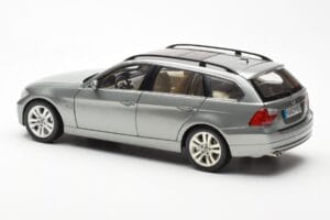 BMW 330i E91 Touring Grau Metallic Kyosho 1:18 80430394359 Metall – Bild 7 von 8