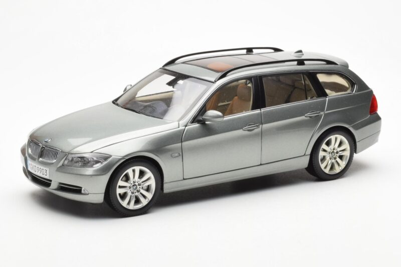 BMW 330i E91 Touring Grau Metallic Kyosho 1:18