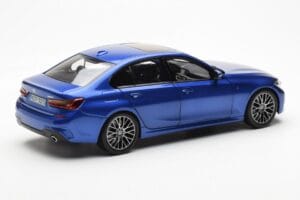 BMW 330i G20 Portimao Blau Metallic Norev 1:18 80432450999 Metall – Bild 3 von 8