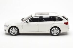 BMW 335i F31 Touring Alpine Weiss Paragon 1:18 80432244242 Metall – Bild 4 von 8