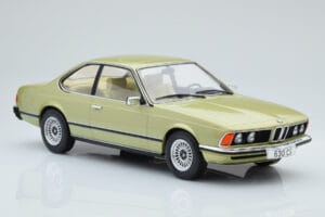 BMW 628 CSi E24 Hellgrün MCG 1:18 MCG18163 Metall – Bild 3 von 5