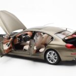 BMW 650i F06 Gran Coupe Frozen Bronze Metallic Paragon 1:18 - image 5 of 8