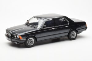 BMW 733i E23 Schwarz Metallic KK-Scale 1:18