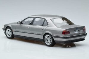 BMW 7 Series E38 750iL Otto 1:18 OT952 Resin – Bild 5 von 6