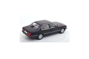 BMW 750i E32 Schwarz MCG 1:18 MCG18162 Metall – Bild 2 von 3