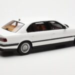 BMW 750iL E38 Asia Exclusive Weiss Otto 1:18 - image 2 of 6