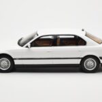 BMW 750iL E38 Asia Exclusive Weiss Otto 1:18 - image 3 of 6