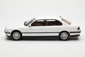 BMW 750iL E38 Asia Exclusive Weiss Otto 1:18 OT836 Resin – Bild 3 von 6