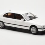 BMW 750iL E38 Asia Exclusive Weiss Otto 1:18 - image 4 of 6