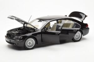 BMW 760Li E66 Schwarz Kyosho 1:18 08572BK Metall – Bild 2 von 9