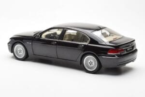 BMW 760Li E66 Schwarz Kyosho 1:18 08572BK Metall – Bild 7 von 9