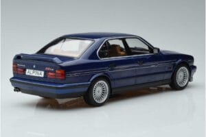 BMW Alpina B10 4.6 E34 Blau MCG 1:18 MCG18230 Metall – Bild 2 von 6