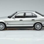 BMW Alpina B10 4.6 E34 Silber MCG 1:18 MCG18231 Metall - image 3 of 5