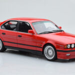 BMW Alpina B10 E34 Biturbo Rot Otto 1:18 - image 4 of 6