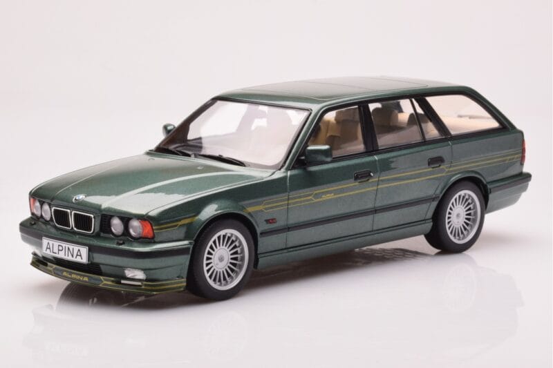 BMW Alpina B10 E34 Touring Dunkelgrün MCG 1:18