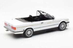 BMW Alpina C2 2.7 E30 Cabriolet Weiss MCG 1:18 MCG18383 Metall – Bild 2 von 6