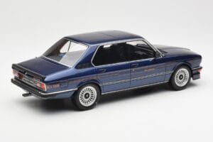 BMW Alpina B7S E12 Turbo Dark Sapphire Blau Metallic Otto 1:18 OT640 Resin – Bild 2 von 6