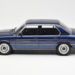 BMW Alpina B7S E12 Turbo Dark Sapphire Blau Metallic Otto 1:18 - image 3 of 6