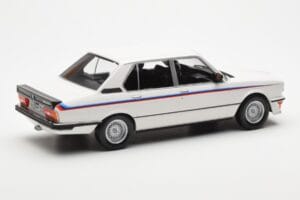 BMW M535i E12 Weiss Norev 1:18 183265 Metall – Bild 2 von 5
