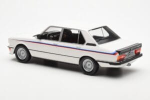 BMW M535i E12 Weiss Norev 1:18 183265 Metall – Bild 4 von 5