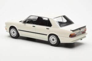 BMW M535i E28 Weiss Norev 1:18 183260 Metall – Bild 5 von 6