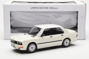 BMW M535i E28 Weiss Norev 1:18 183260 Metall – Bild 6 von 6