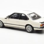 BMW M635 CSi E24 Weiss Dealer Edition AUTOart 1:18 - image 7 of 8