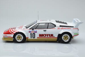 BMW M1 Motul #10 B. Darniche / A. Mahe Rally Tour de Corse 1982 IXO 1:18 18RMC114 Metall – Bild 3 von 6