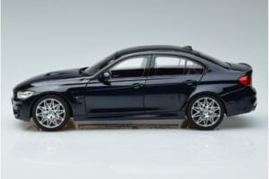 BMW M3 F80 Competition Blau Norev 1:18 183236 Metall – Bild 4 von 7