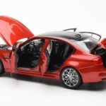 BMW M3 Competition F80 Sakhir Orange Norev 1:18 - image 5 of 8