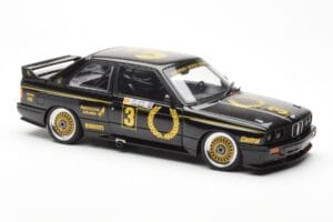 BMW M3 E30 #3 J. Richards Austrian Airlines ATCC 1987 AUTOart 1:18 88745 Metall – Bild 6 von 8