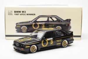 BMW M3 E30 #3 J. Richards Austrian Airlines ATCC 1987 AUTOart 1:18 88745 Metall – Bild 8 von 8