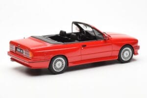 BMW M3 E30 Cabriolet Rot Otto 1:18 OT077 Resin – Bild 2 von 6