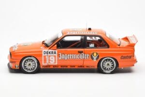 BMW M3 E30 #19 A. Hahne Jägermeister DTM 1992 AUTOart 1:18 89248 Metall – Bild 4 von 8