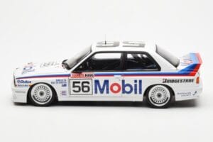 BMW M3 E30 #56 P. Brock / J. Richards Mobil Bathurst 1000 1988 AUTOart 1:18 88847 Metall – Bild 4 von 9