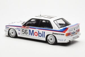 BMW M3 E30 #56 P. Brock / J. Richards Mobil Bathurst 1000 1988 AUTOart 1:18 88847 Metall – Bild 7 von 9