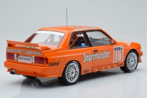 BMW M3 E30 Jagermeister #19 A. Hahne DTM Nurburgring 1992 IXO 1:18 18RMC082A Metall – Bild 2 von 6