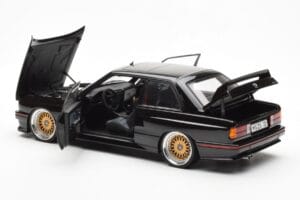 BMW M3 E30 Sport Evolution Schwarz Custom Wheels AUTOart 1:18 70562 Metall – Bild 5 von 8