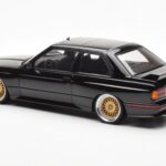 BMW M3 E30 Sport Evolution Schwarz Custom Wheels AUTOart 1:18 - image 7 of 8
