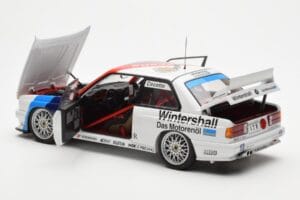 BMW M3 E30 #3 J. Cecotto Warsteiner DTM 1991 AUTOart 1:18 89145 Metall – Bild 5 von 8