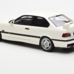 BMW M3 E36 Lightweight Weiss Otto 1:18 - image 5 of 6