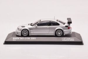 BMW M3 E46 GTR Street Silber Minichamps 1:43