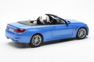 BMW M4 F83 Cabriolet Yas Marina Blau Paragon 1:18 80432339612 Metall – Bild 3 von 8