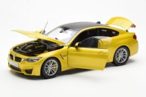 BMW M4 F82 Austin Gelb Metallic Paragon 1:18 80432339606 Metall – Bild 2 von 8