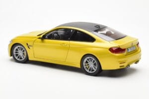 BMW M4 F82 Austin Gelb Metallic Paragon 1:18 80432339606 Metall – Bild 7 von 8