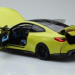 BMW M4 G82 Gelb Händler Edition Minichamps 1:18 - image 5 of 8